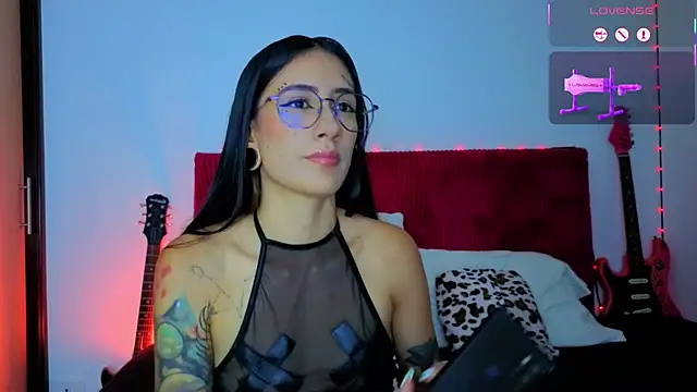 miss_veronicaw (F young) - Your tasty cum in my mouth