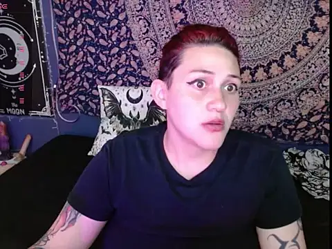 Aitanarus25 webcam