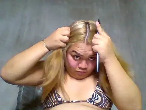 Asian_Miyaka webcam