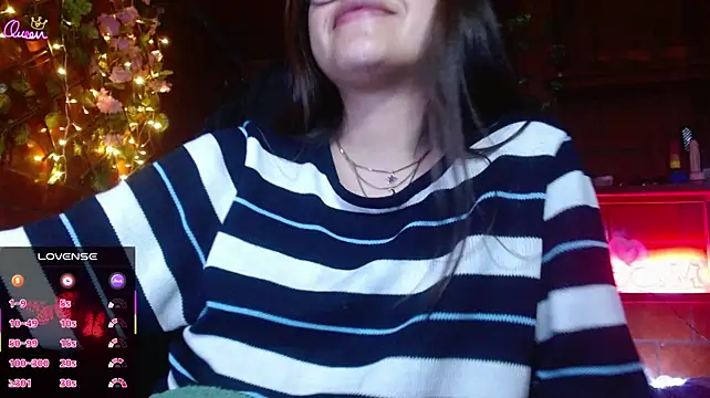 MidoriQuiinn live cam on StripChat