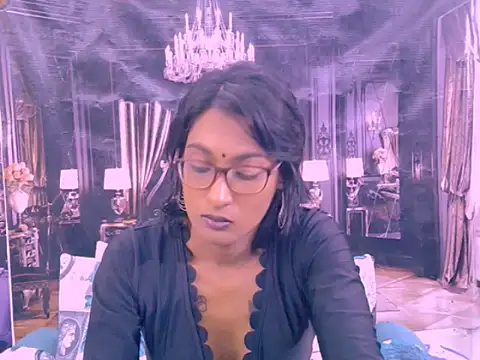 IndianRebel4u2Luv webcam