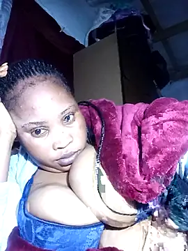 OCEANSQUITERXXX webcam