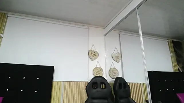 Mia_garcia28 webcam