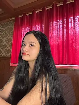 vien_pussy69 live cam on Stripchat
