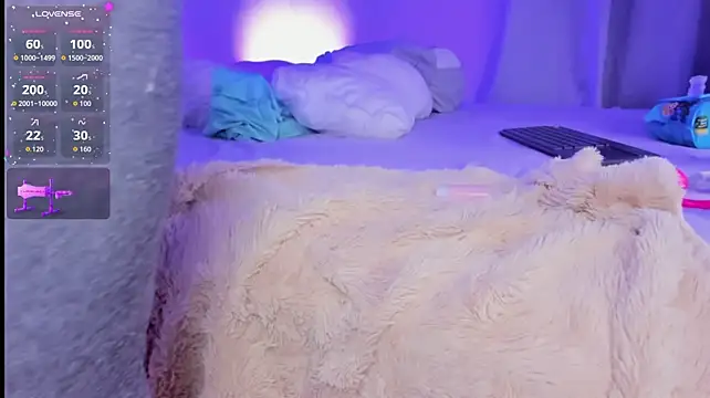kitty_katth live cam on StripChat