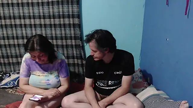 Adan_Eva02 webcam