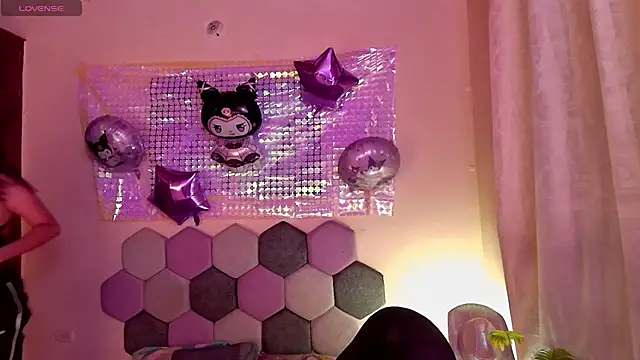 Horny_tgn live cam on StripChat