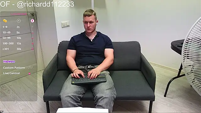 richard_dullas (M twink) - SUPPORT THIS STUD!!!