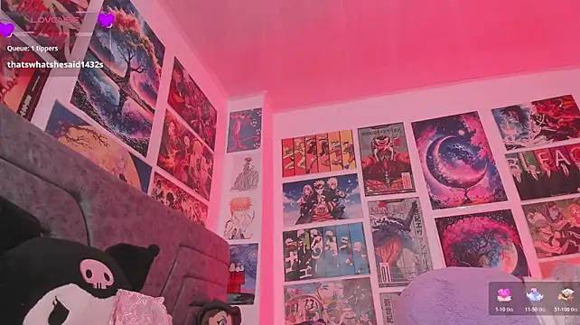 MissCurvyTop webcam