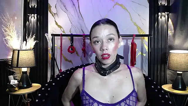Doll4anall live now