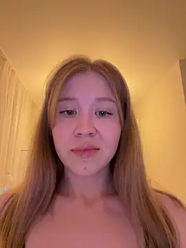 Evie_Wayne