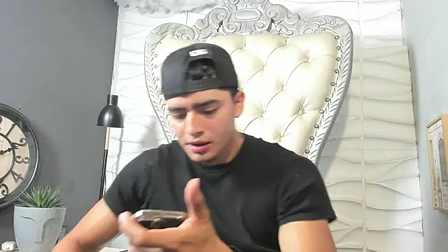 elliot_colton live sex cam