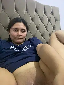 Debora9703 webcam
