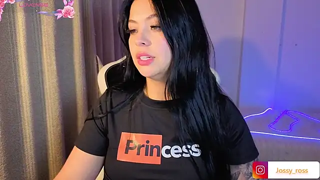Victoryyy_ live cam on StripChat