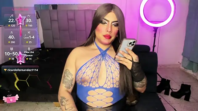 Sophie_whitexxx live cam on StripChat