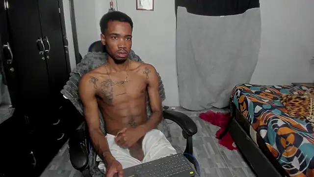 Kofi_exotic_2 live cam on StripChat