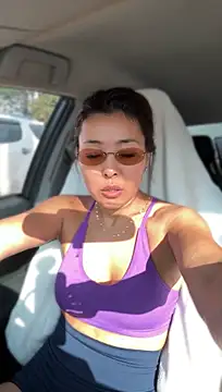 NoirElysia live cam on StripChat