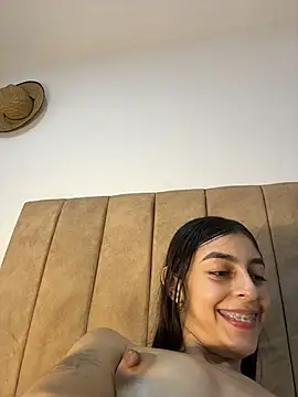 cristel_17 live cam on StripChat
