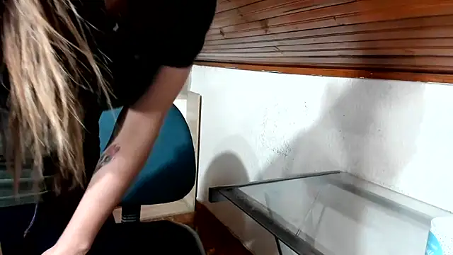 merlinaadams_ webcam