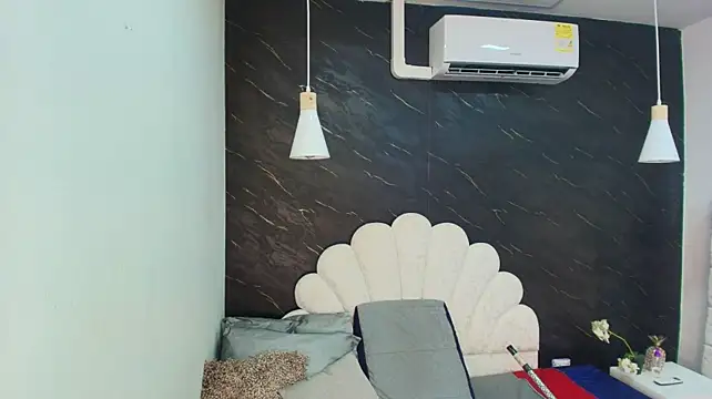 kissme_luna webcam