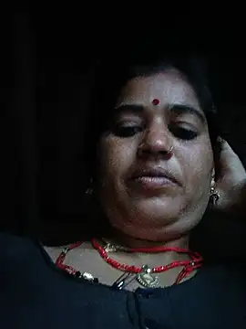 Hot_kamla