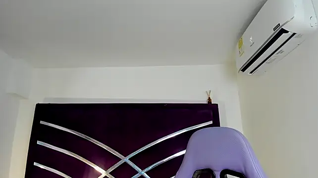 Ateneahtx webcam
