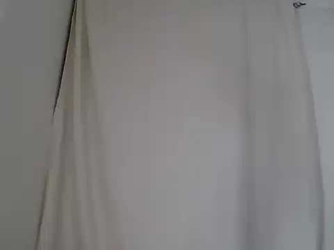 Sleek_petite live cam on StripChat