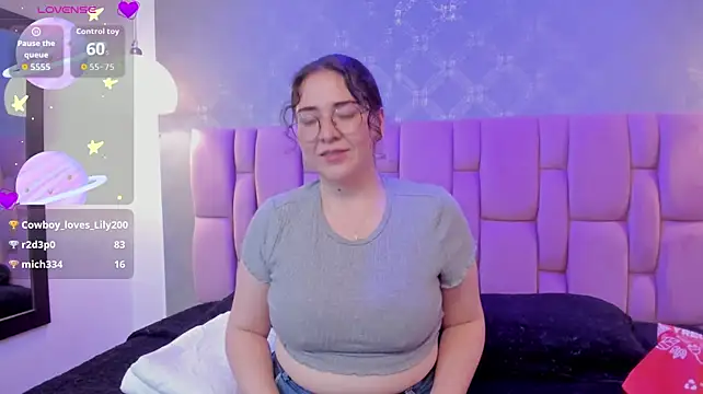 Lily-Moon_ webcam