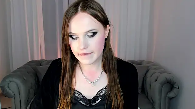 EffieMinki live sex cam