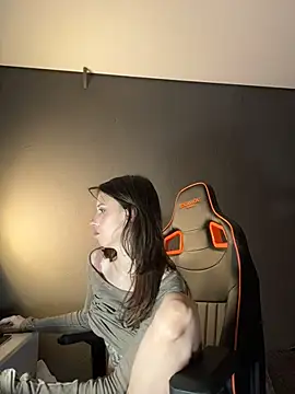 bastet (F young) - random video in pm last tipper