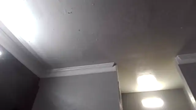 Lovemcurvy69 live cam on StripChat