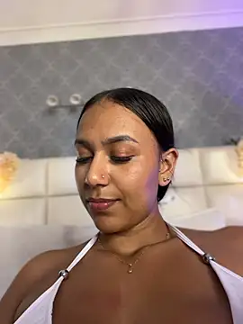 miilablake (F young) - Deep DOMI fuck down my pussy