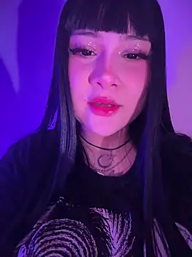 Taelynn_ live cam on StripChat