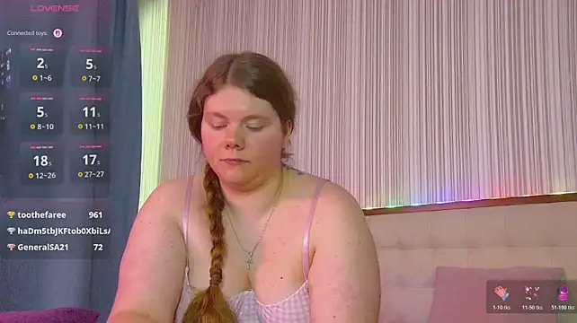RubyValen live cam on StripChat