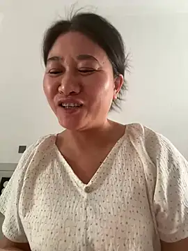 daaqnn Lovense tittyfuck cam