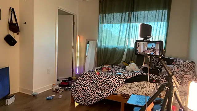 allpawgsgotoheaven webcam