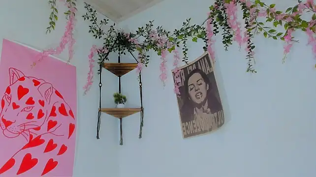 MarieTaylor_ webcam