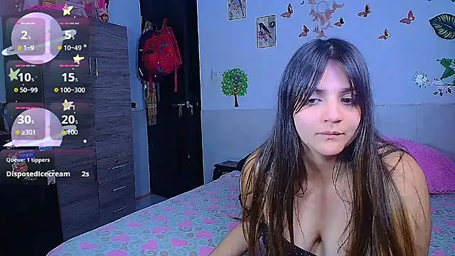 emily_cooper_t live cam on StripChat