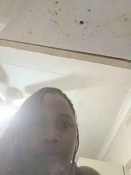 contagiousqueen live cam on StripChat