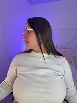 Ivonny_Goldie webcam