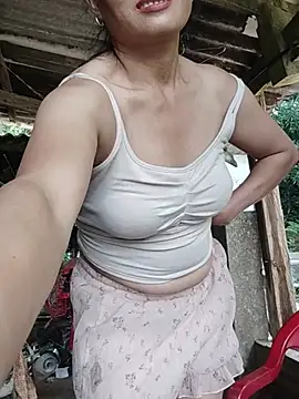 Nana-AsianWet live cam on StripChat