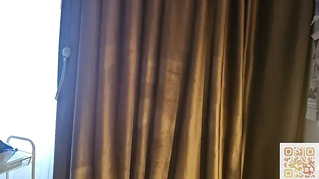 CowledScript live cam on StripChat