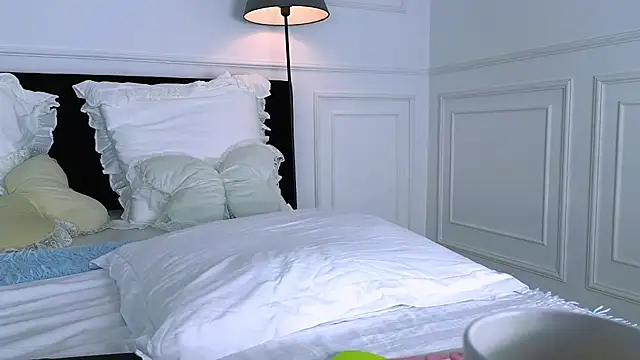 NicoleMarani webcam