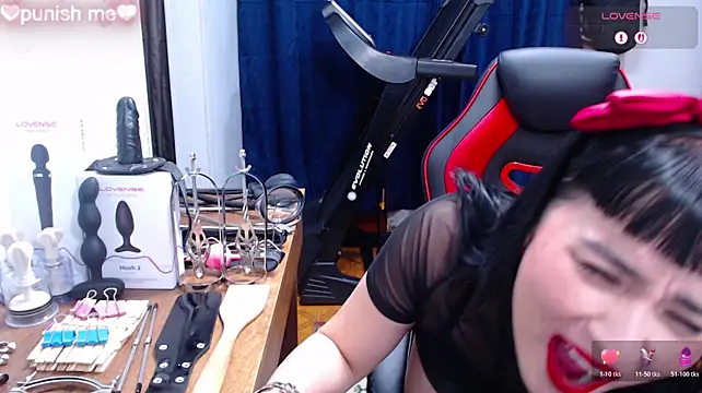 leah__smiith live cam on StripChat