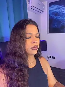 Keira_Fox31 live cam on StripChat