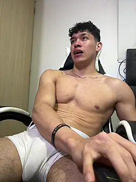 Luke_Muscle