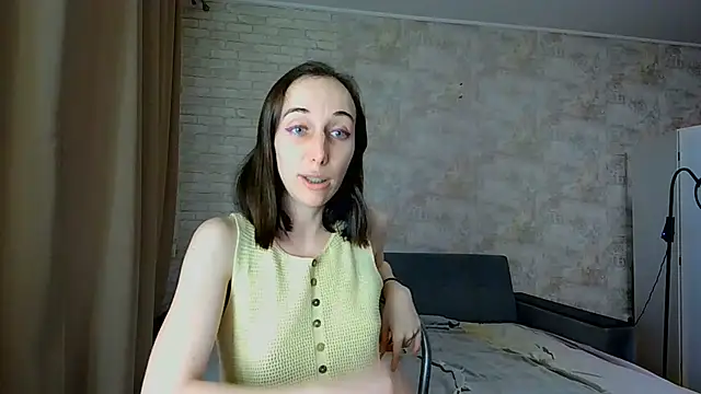 Anika_bloom