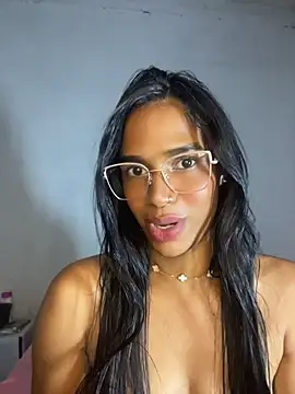 FlorSalvaje_ Momentaufnahme des Live-Raums auf Stripchat