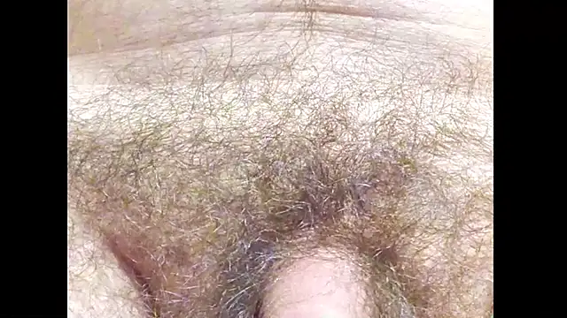 hairyuncut00 webcam