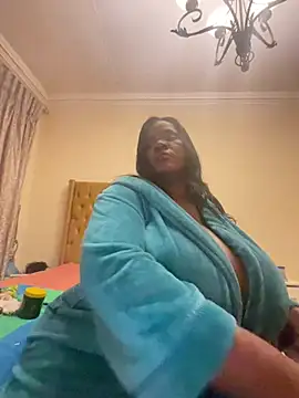 xxxsexyamazon (F milf) - LETS FREAK OFFS......💖💖💖